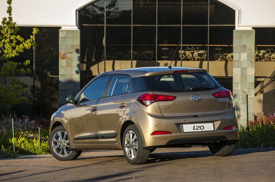  Hyundai i20 2015 года  (ZA) (фото 10 из 13)